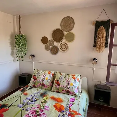 La Casa Chica *